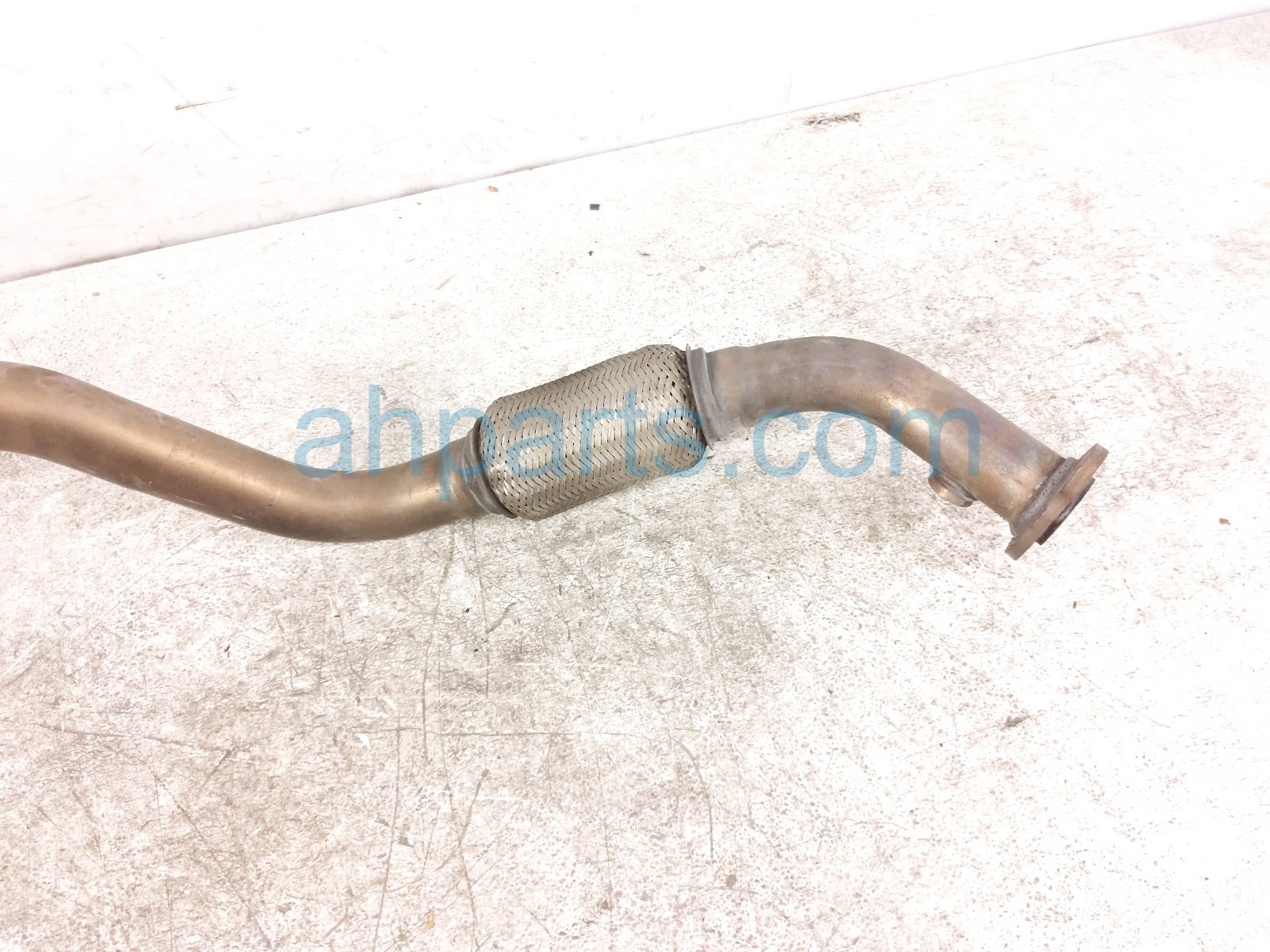 2020 Toyota Highlander Front Exhaust Y pipe 3.5l Fwd 17410 0P620 Replacement 2020 Toyota Highlander Front Exhaust Y pipe 3.5l Fwd 17410 0P620 Replacement thumbnail
