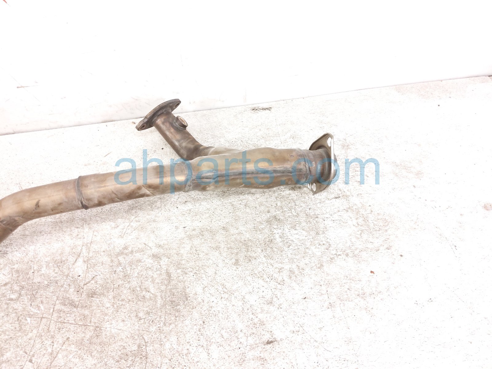 2020 Toyota Highlander Front Exhaust Y pipe 3.5l Fwd 17410 0P620 Replacement 2020 Toyota Highlander Front Exhaust Y pipe 3.5l Fwd 17410 0P620 Replacement thumbnail