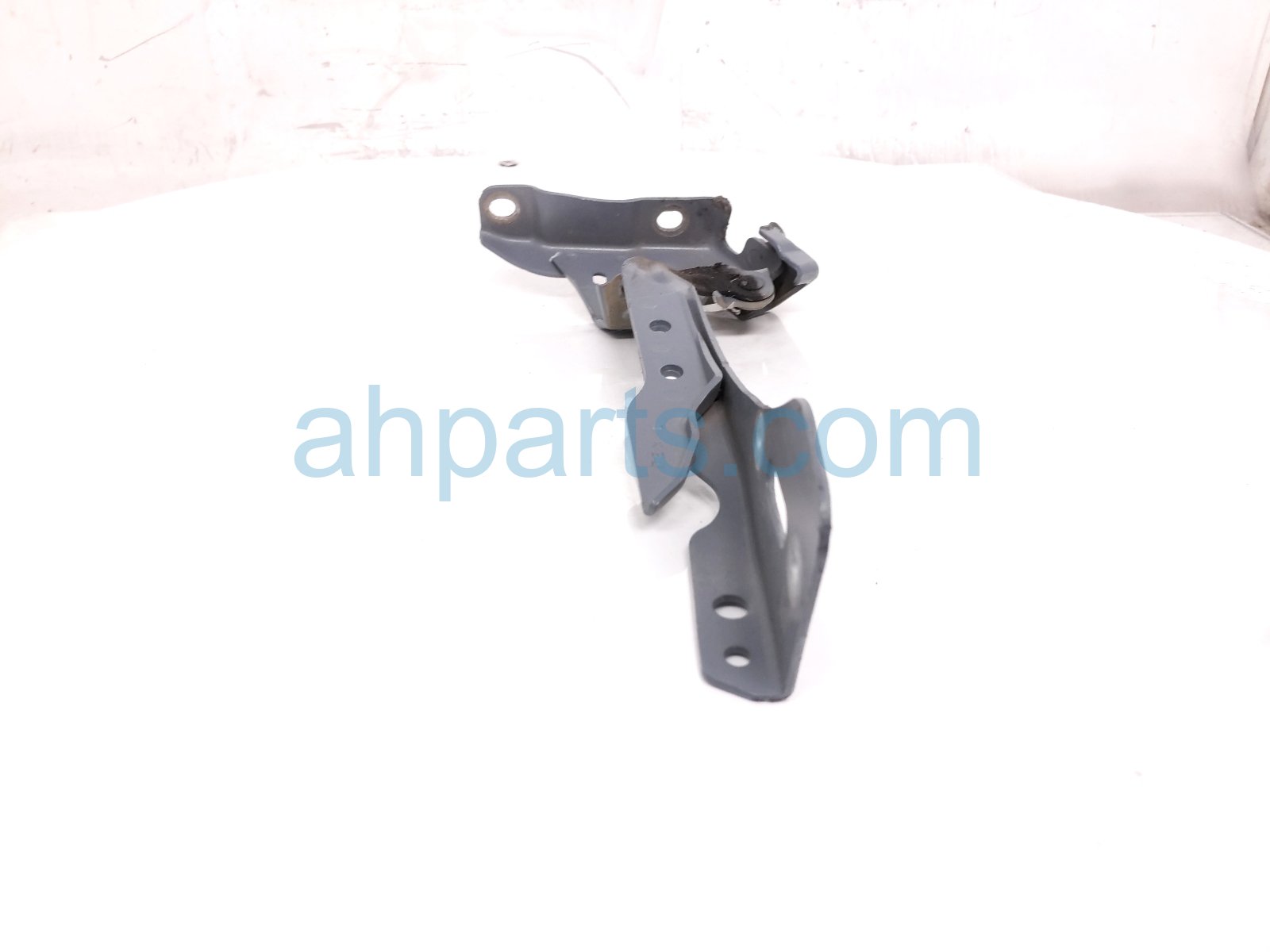 2021 Honda Civic Driver Hood Hinge Grey Type R 60170 TGH A00ZZ Replacement 2021 Honda Civic Driver Hood Hinge Grey Type R 60170 TGH A00ZZ Replacement thumbnail