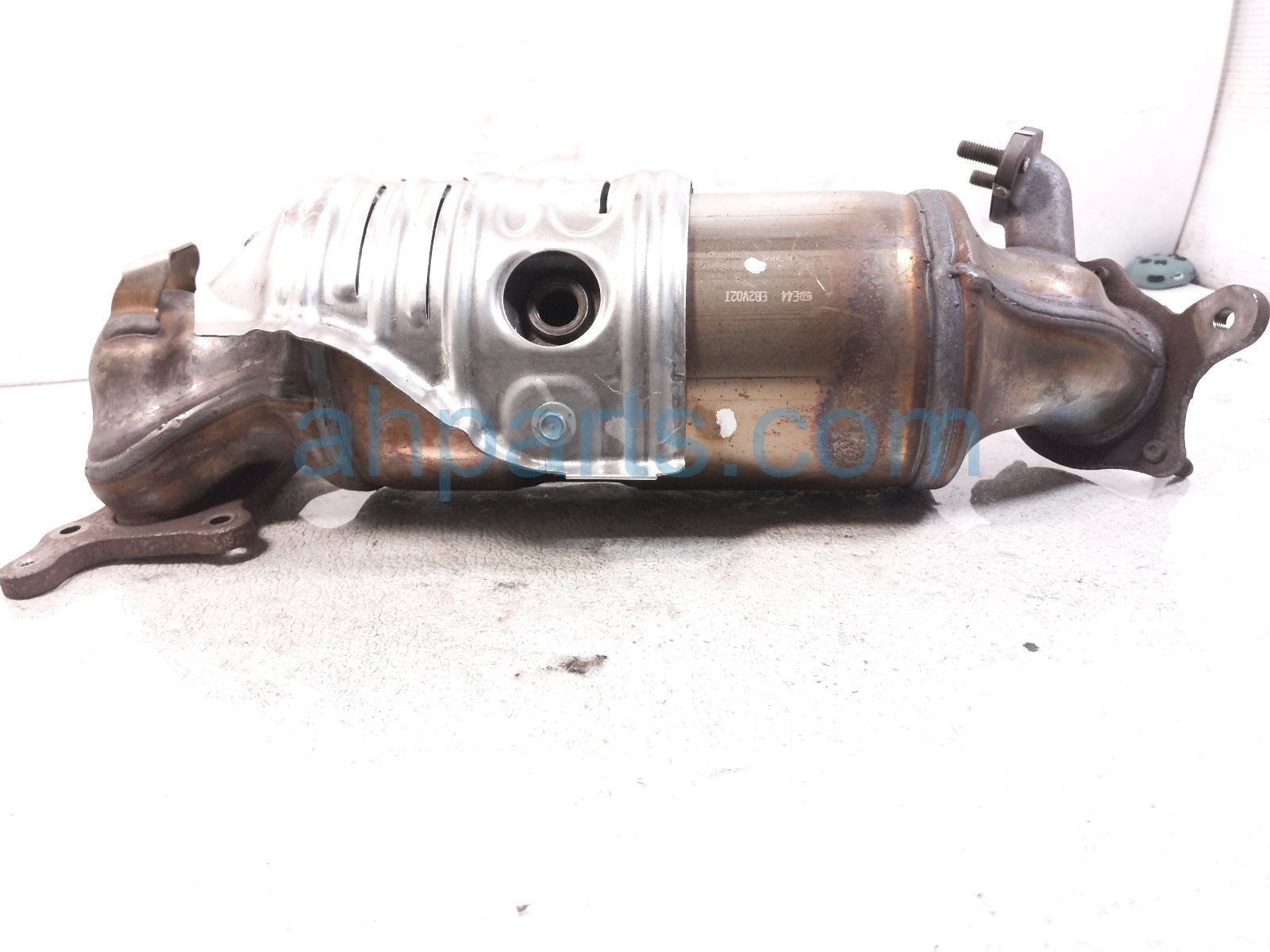 2025 Honda Civic Manifold Exhaust Converter 2.0l Hybrid 18150 6MD A00 Replacement 2025 Honda Civic Manifold Exhaust Converter 2.0l Hybrid 18150 6MD A00 Replacement thumbnail