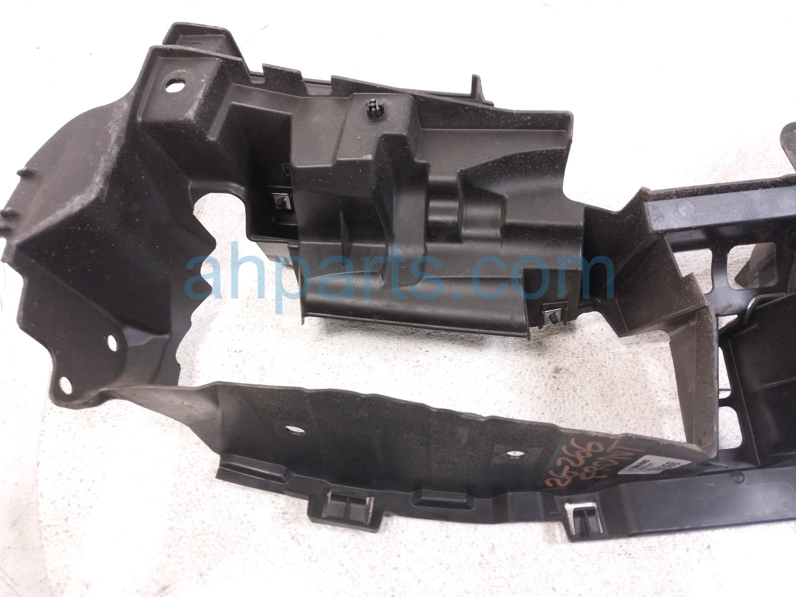 2025 Honda Civic Radiator Support Air Duct Baffle 71320 T56 A50 Replacement 2025 Honda Civic Radiator Support Air Duct Baffle 71320 T56 A50 Replacement thumbnail