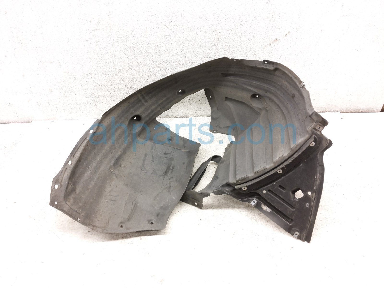 $75 Honda FR/RH INNER FENDER LINER