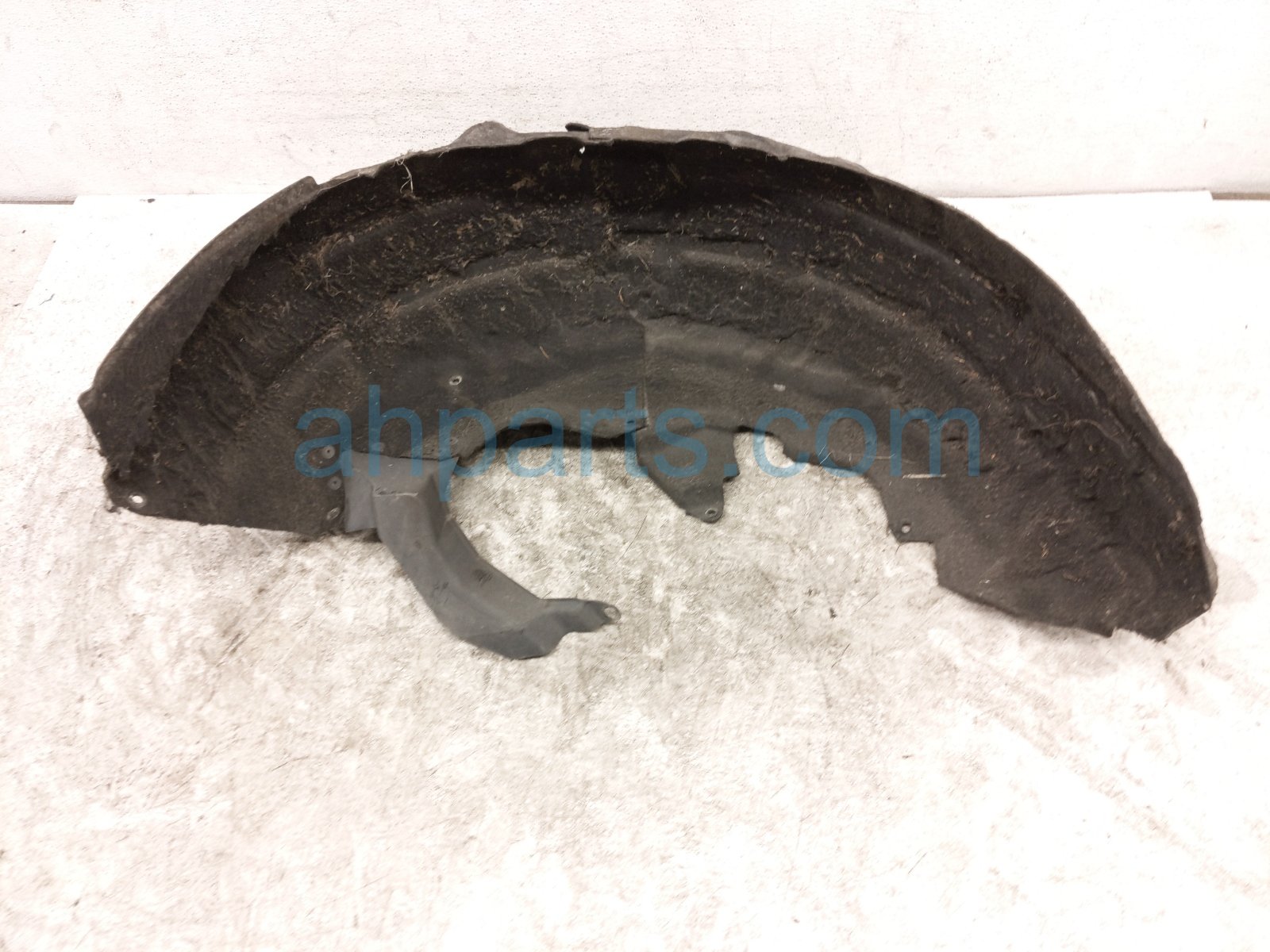 Subaru RR/RH INNER FENDER LINER