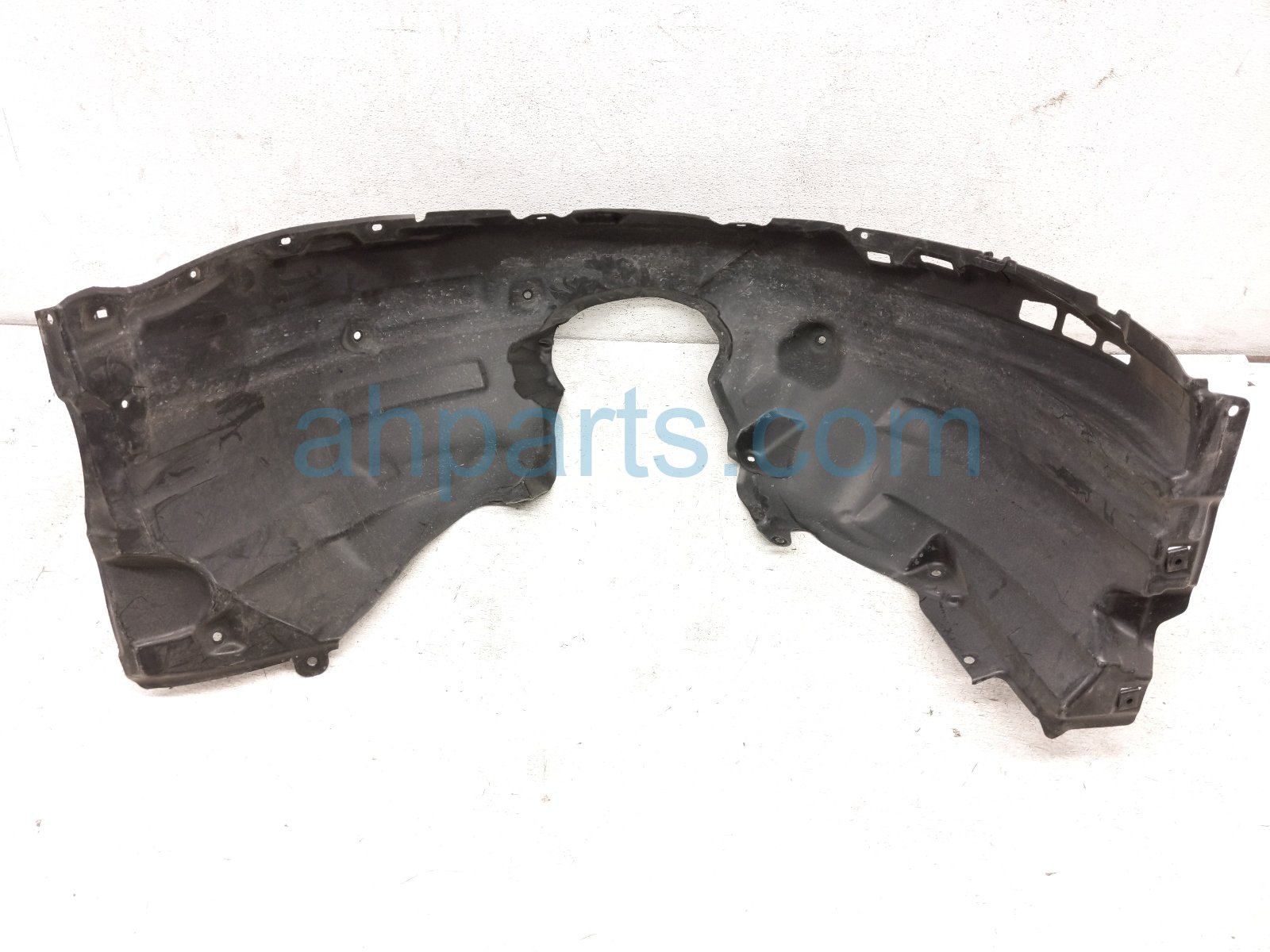 $99 Toyota FR/RH INNER FENDER LINER