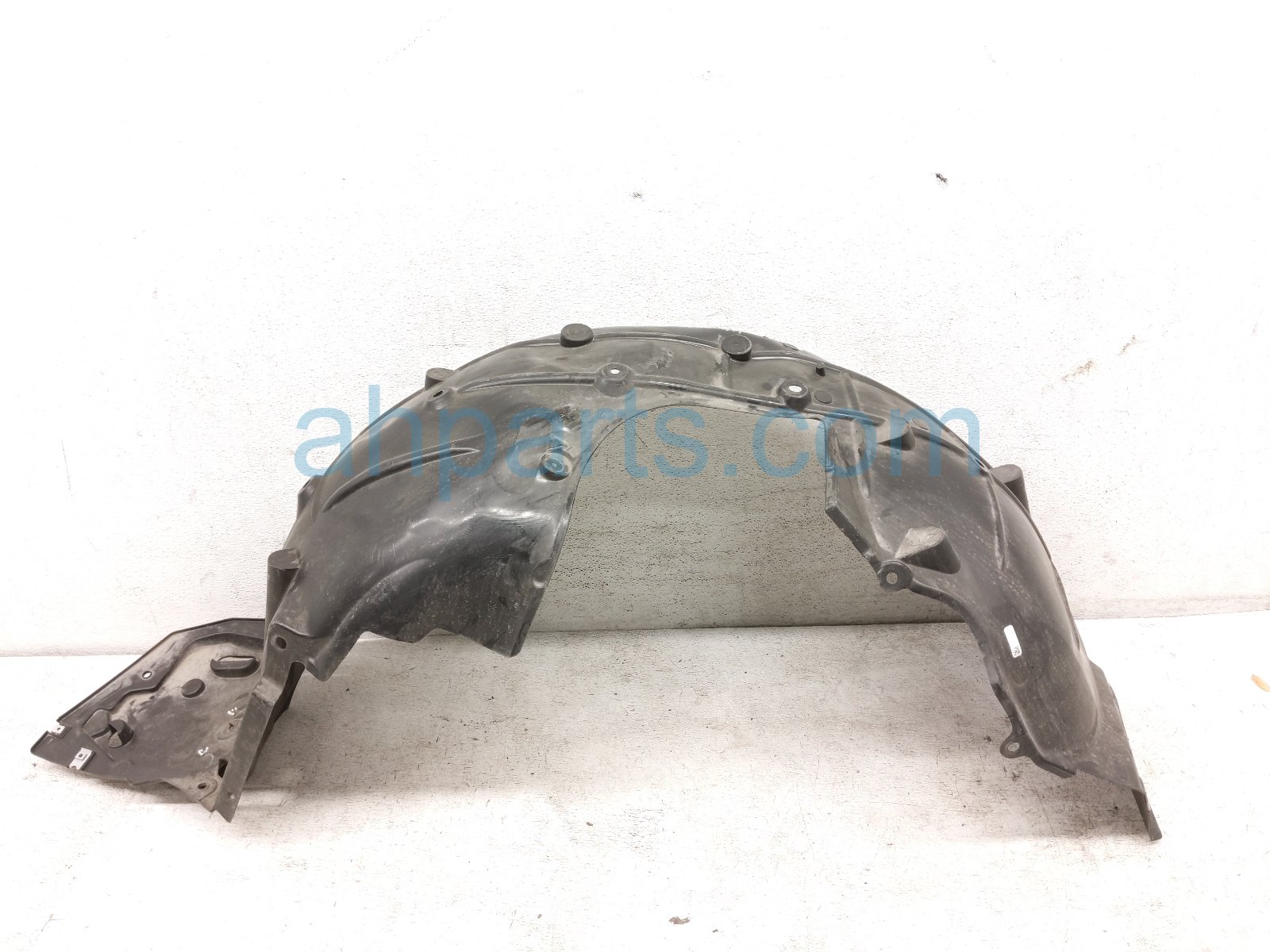 Front passenger INNER FENDER LINER - HYBRID