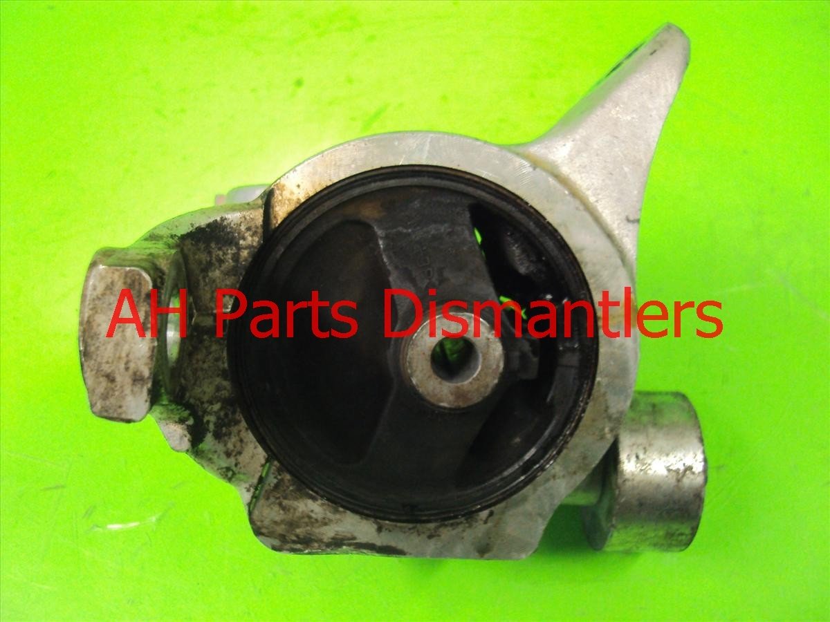 $20 Honda 50650-TK6-980 TRANNY MOUNTING BRACKE $20 Honda 50650-TK6-980 TRANNY MOUNTING BRACKE