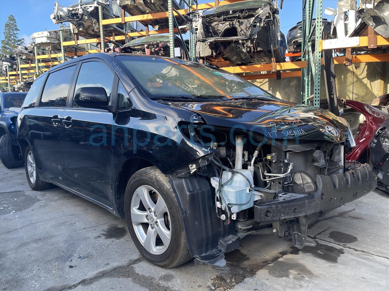2017 Toyota Sienna Replacement Parts
