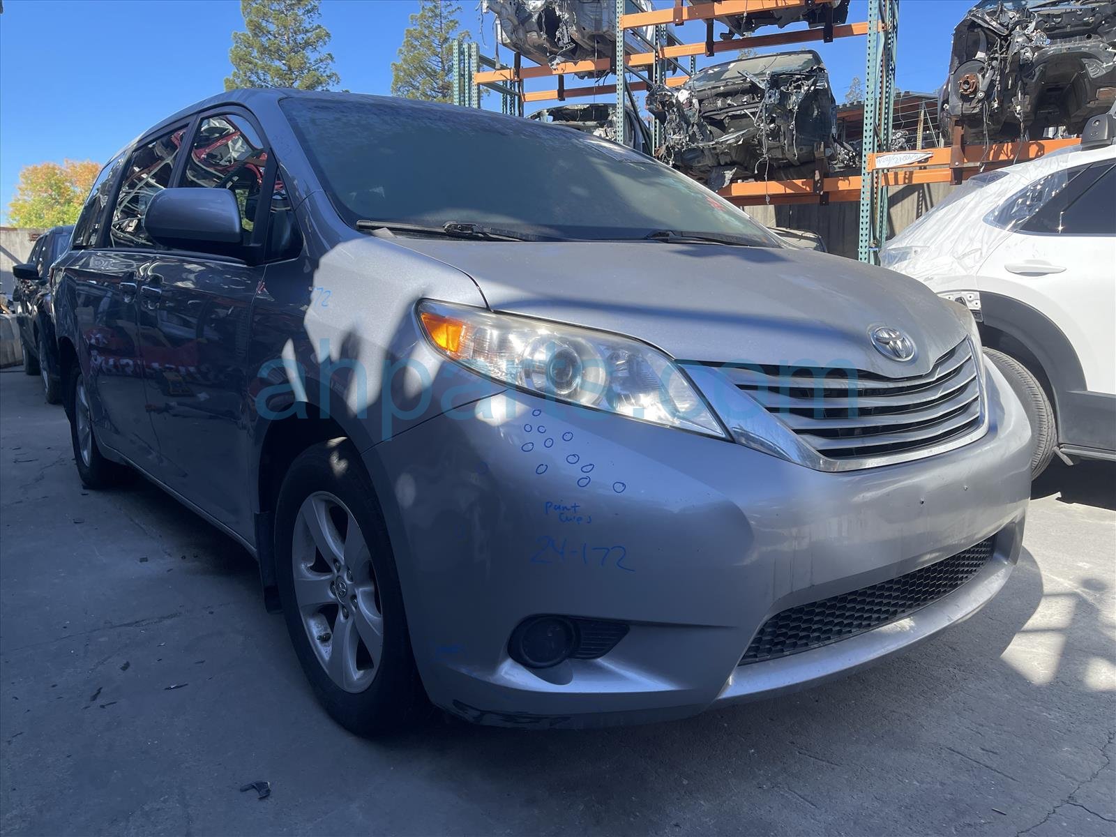 2017 Toyota Sienna Replacement Parts