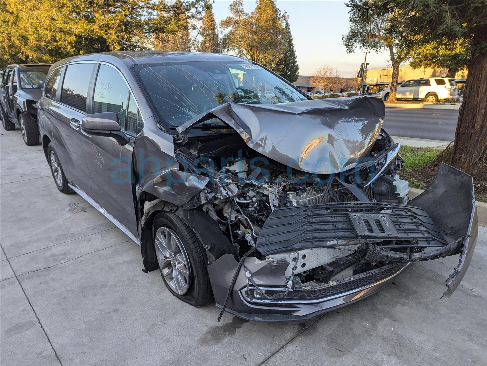 2022 Toyota Sienna Replacement Parts