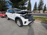 $125 Ford RR/RH SPINDLE KNUCKLE HUB - AWD $125 Ford RR/RH SPINDLE KNUCKLE HUB - AWD