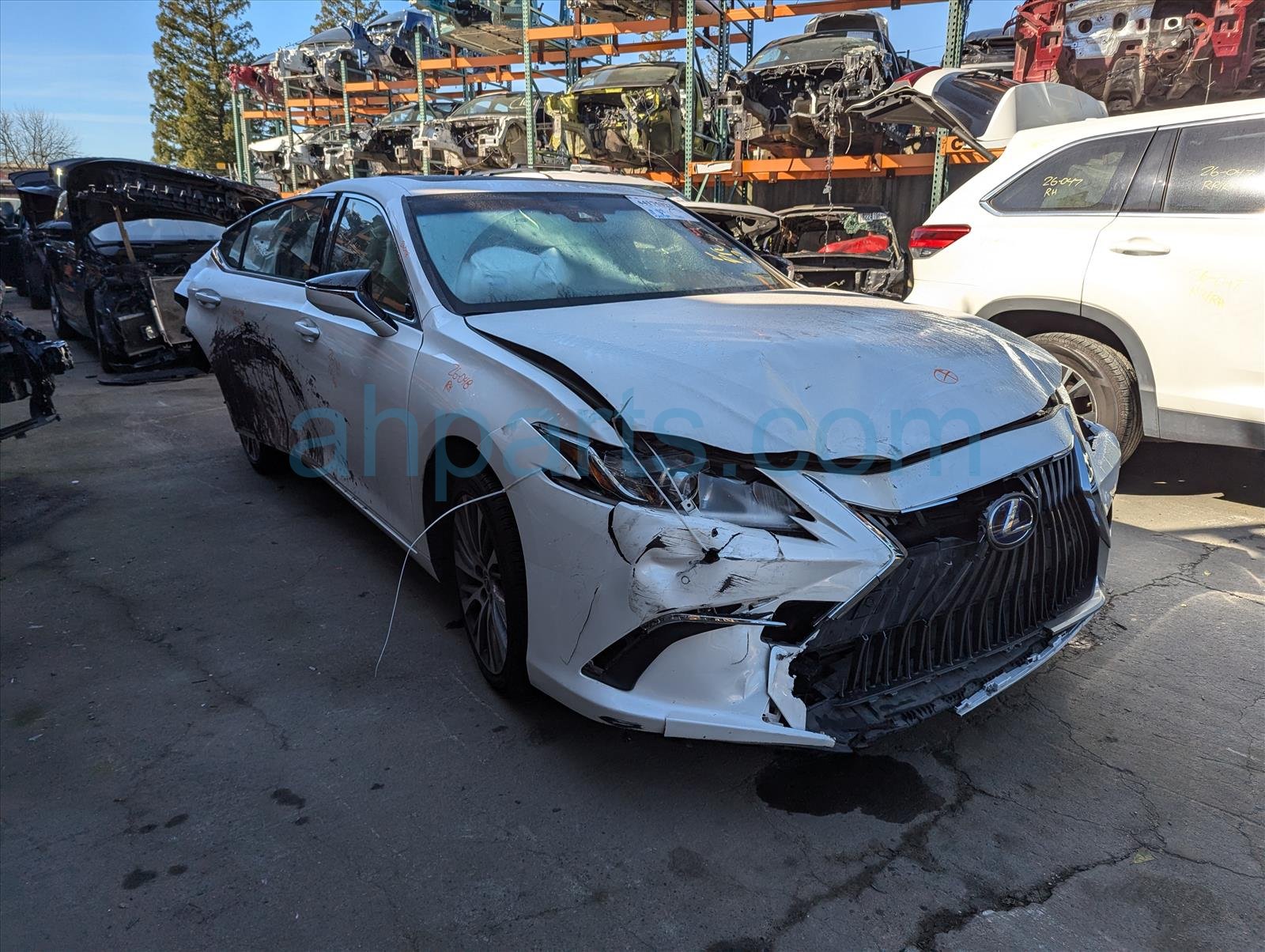Used OEM Lexus ES300H Parts